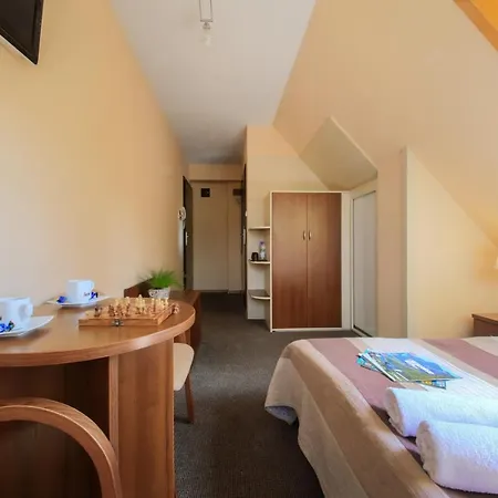 Arnika 3*