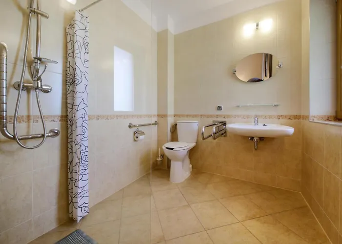 Arnika Ζακοπάνε